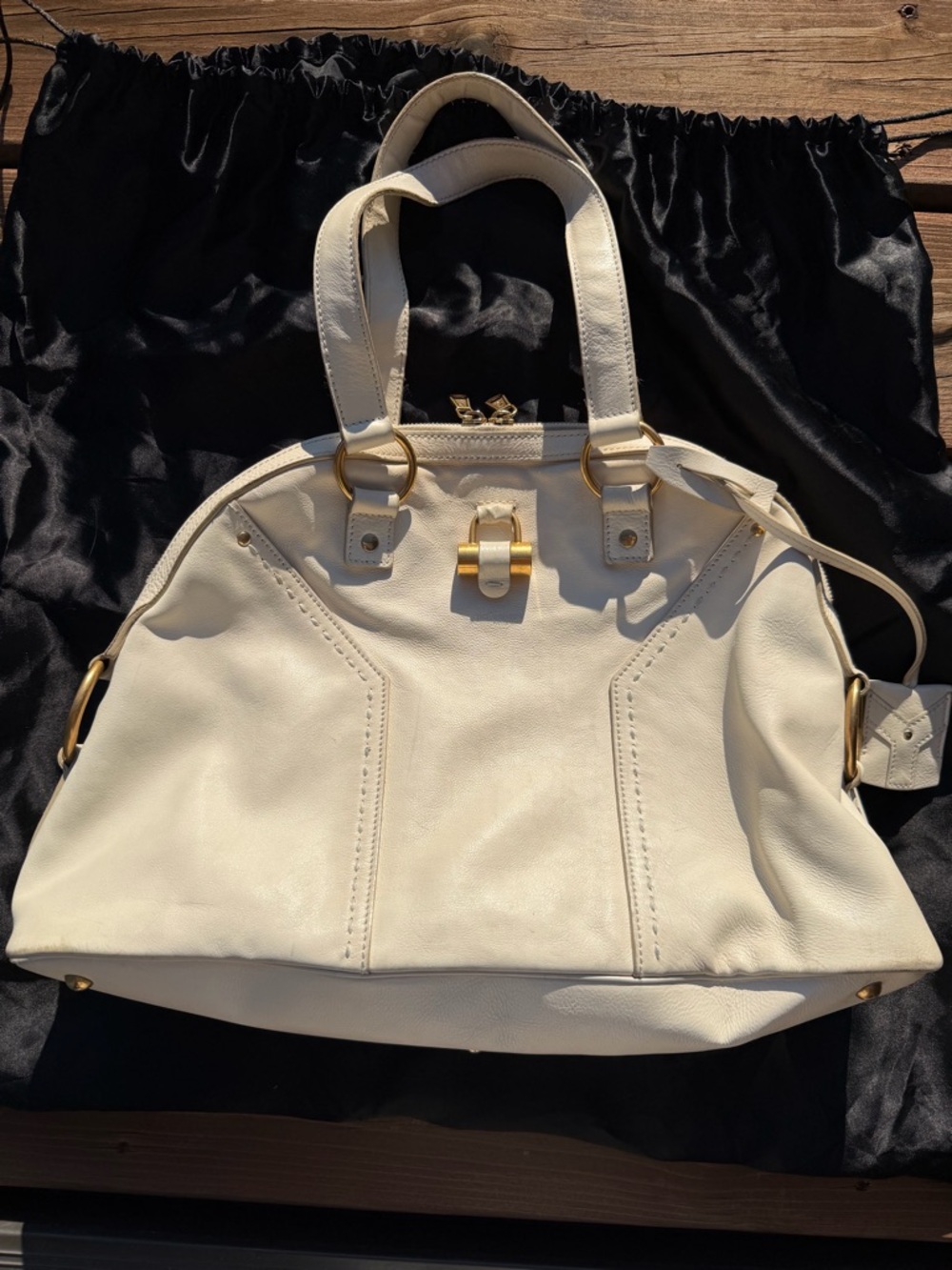 Yves Saint Laurent Muse Cream Leather Satchel with Gold Hardware - Picture 11 of 13